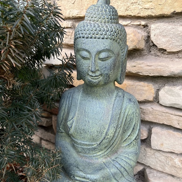 Large outdoor Buddha